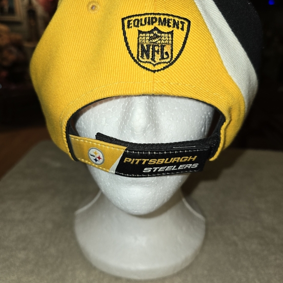 Pittsburgh Steelers NFL Reebok Black Gold White Embroidered Football Hat Cap - Picture 6 of 8